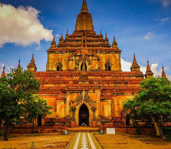 <span>See Destination</span> <br>
Bagan - Mandalay - Amarapura <br/> Heho - Inle Lake - Yangon